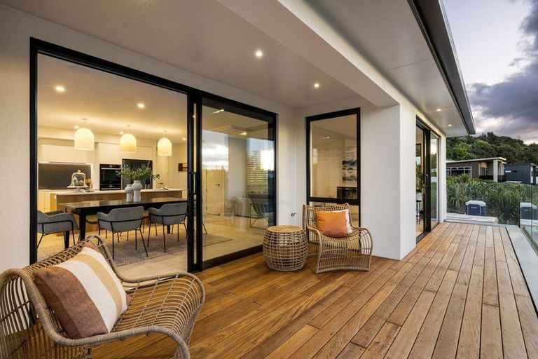 Photo of property in 123 Lakes Boulevard, Pyes Pa, Tauranga, 3112