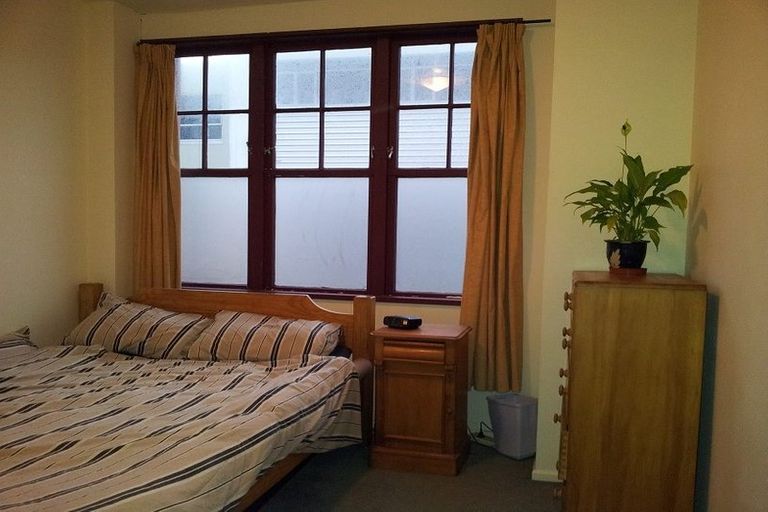 Photo of property in Hopper Street Apartments, 4/20 Hopper Street, Mount Cook, Wellington, 6011