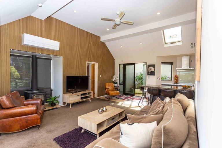 Photo of property in 24 Lucknow Place, Cashmere, Christchurch, 8022