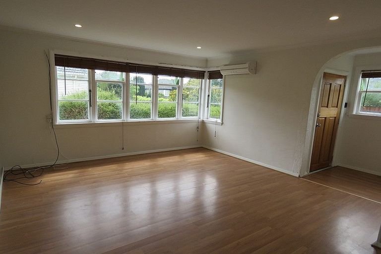 Photo of property in 9 Christian Street, Bryndwr, Christchurch, 8053