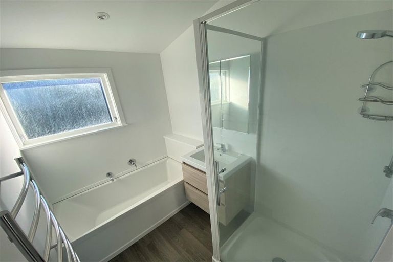 Photo of property in 18 Filmer Place, Melville, Hamilton, 3206