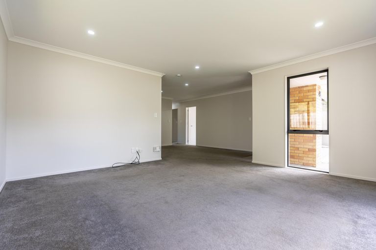 Photo of property in 45e Brandon Road, Glen Eden, Auckland, 0602