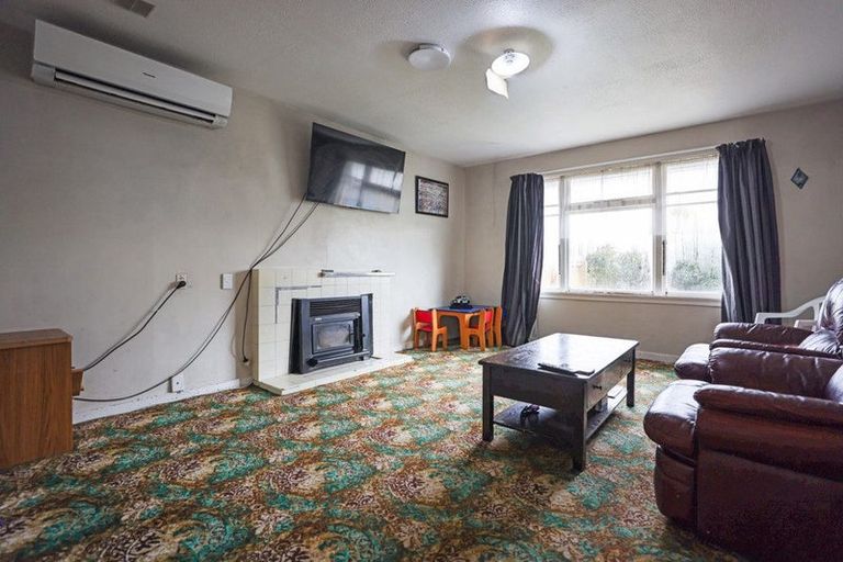 Photo of property in 71 Mcmurdo Street, Tinwald, Ashburton, 7700