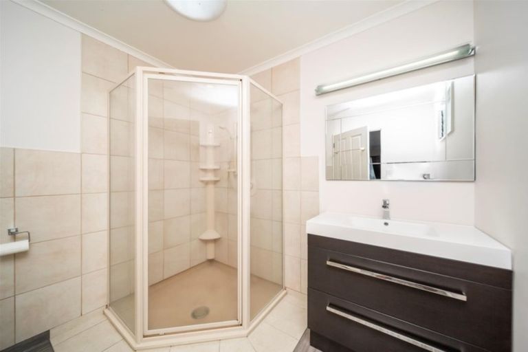 Photo of property in 7 Edna Wills Place, Hawera, 4610