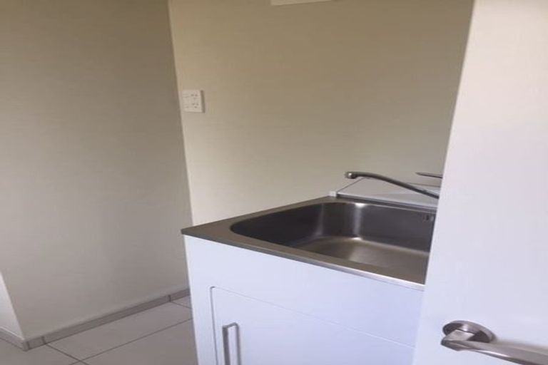 Photo of property in 5 Cheapside Street, Oxford, 7430