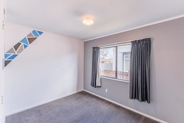 Photo of property in 129a Avalon Drive, Nawton, Hamilton, 3200