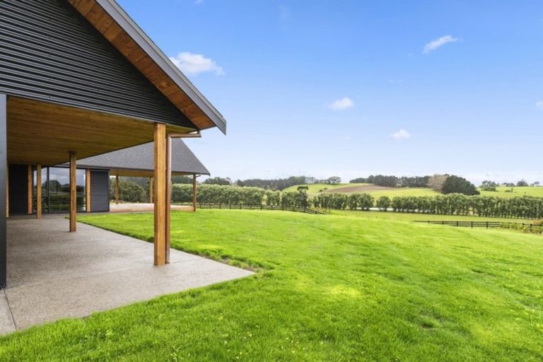 Photo of property in 28 Old Vintners Close, Te Kauwhata, 3782