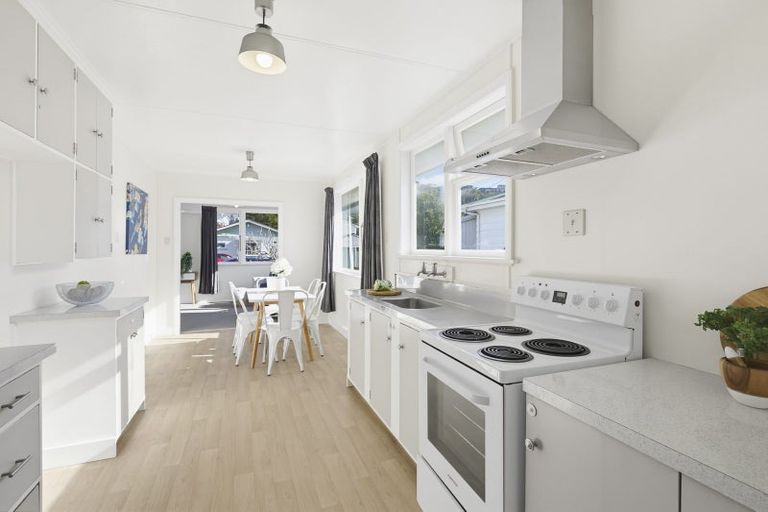 Photo of property in 26b Weka Street, Miramar, Wellington, 6022