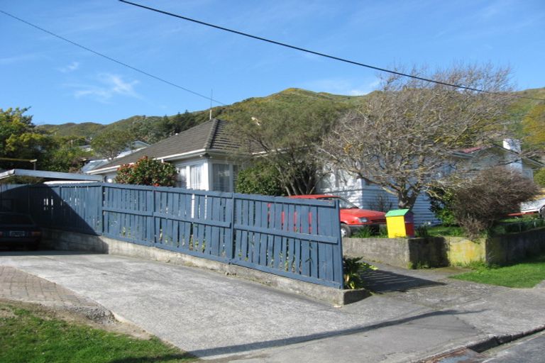 Photo of property in 13 Castlerea Street, Wainuiomata, Lower Hutt, 5014