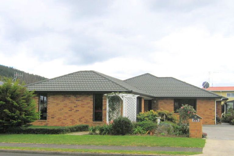 Photo of property in 105 The Drive, Whangamata, 3620