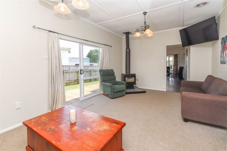 Photo of property in 4 Mamaku Street, Inglewood, 4330