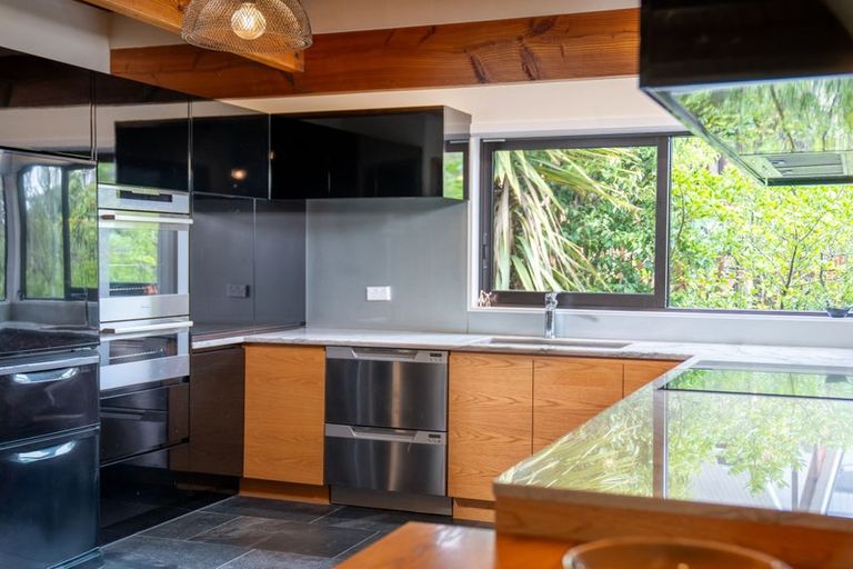 Photo of property in 245 Cannon Hill Crescent, Mount Pleasant, Christchurch, 8081