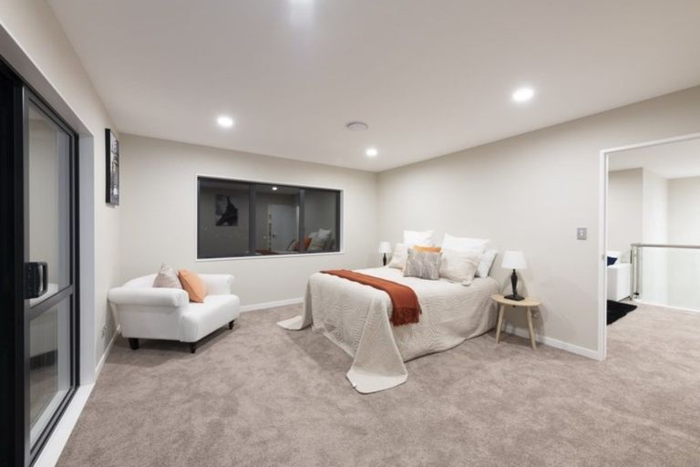 Photo of property in 67 Drumbuoy Drive, Flat Bush, Auckland, 2019