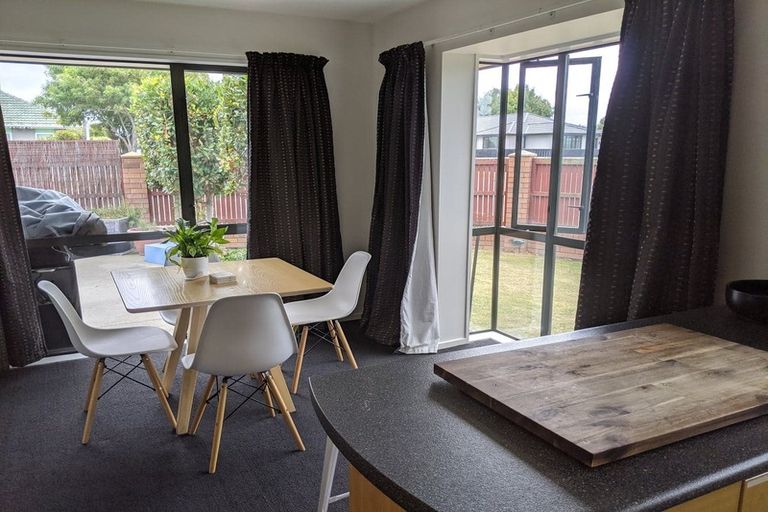 Photo of property in 58 Broadhaven Avenue, Parklands, Christchurch, 8083