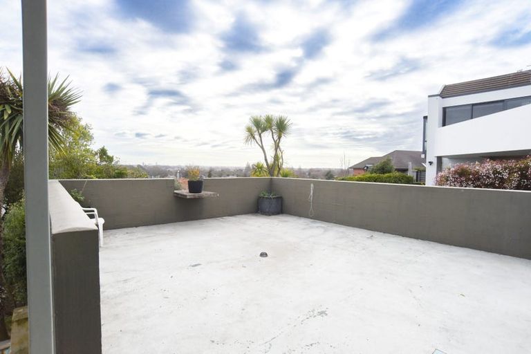 Photo of property in 23 Overdale Drive, Cashmere, Christchurch, 8022