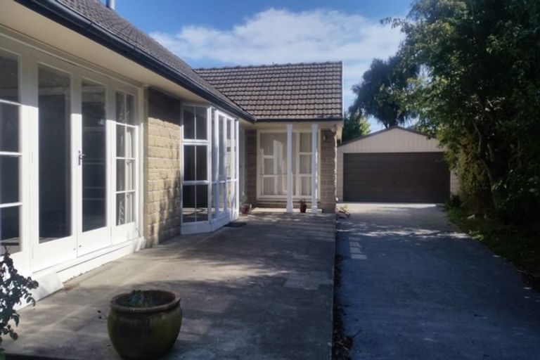 Photo of property in 273 Waimairi Road, Ilam, Christchurch, 8041