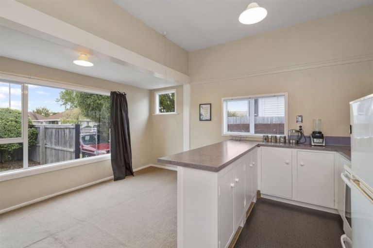 Photo of property in 17 Strickland Street, Sydenham, Christchurch, 8023