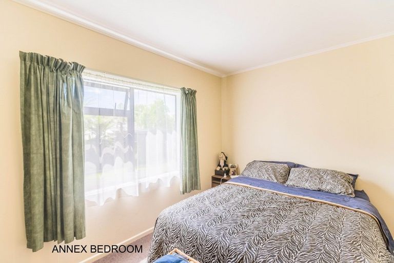 Photo of property in 12 Matatua Road, Raumati Beach, Paraparaumu, 5032