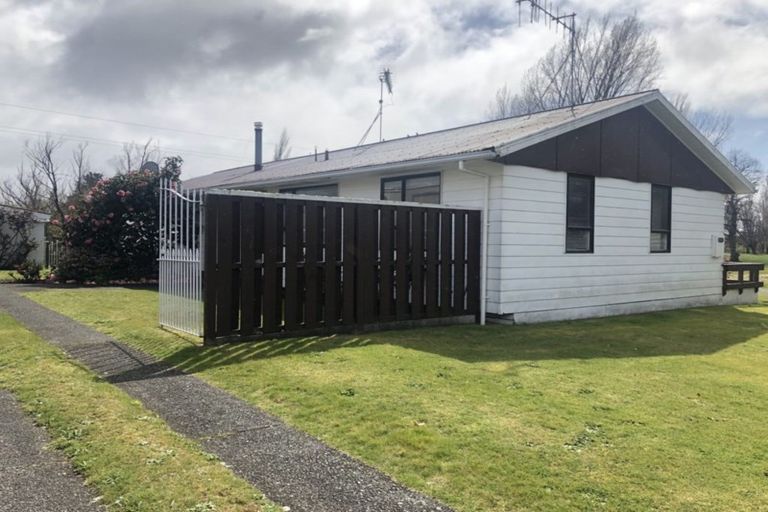 Photo of property in 149 Te Rangitautahanga Road, Turangi, 3334