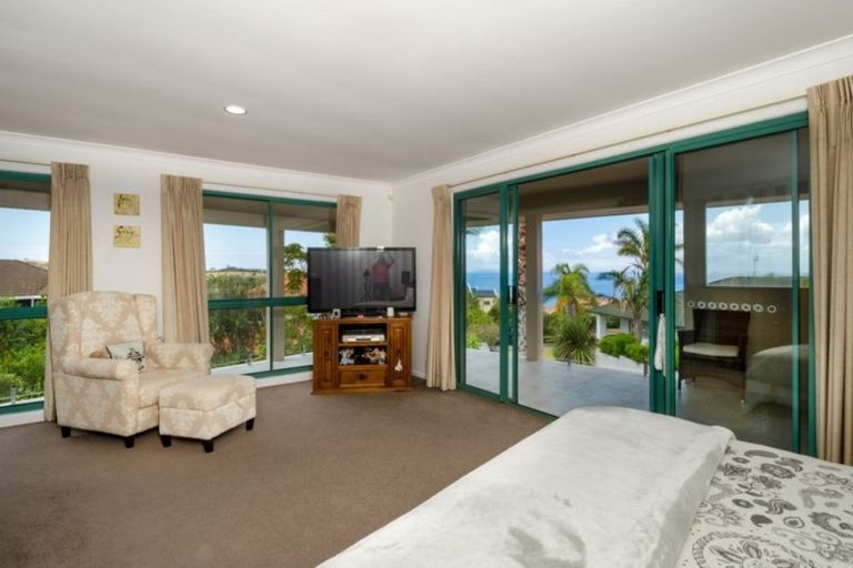 Photo of property in 21 Belle-mer Place, Gulf Harbour, Whangaparaoa, 0930
