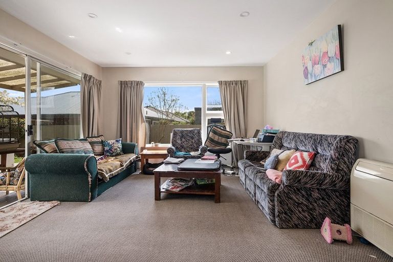 Photo of property in 14a Carlsen Street, Burwood, Christchurch, 8083
