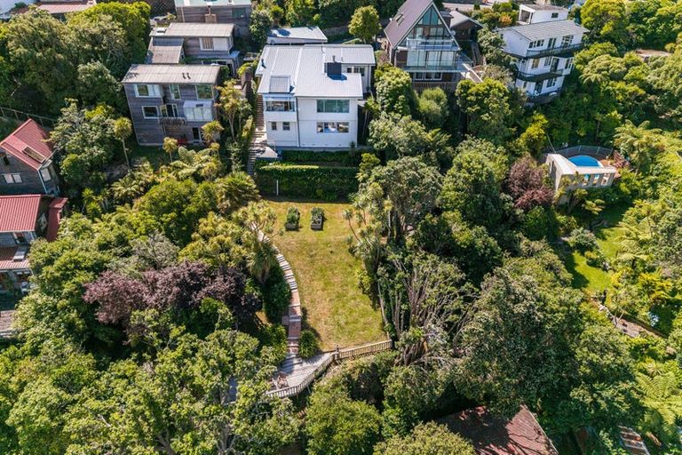 Photo of property in 40 Seaview Road, Paremata, Porirua, 5024