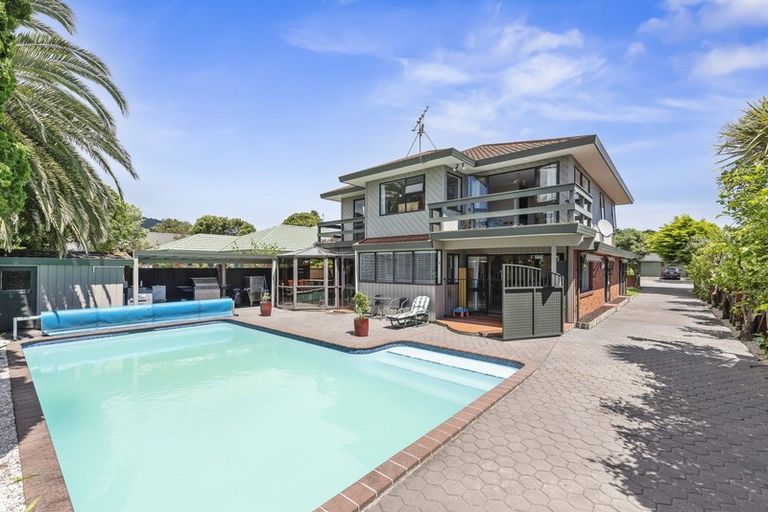 Photo of property in 57 Kapanui Road, Waikanae, 5036