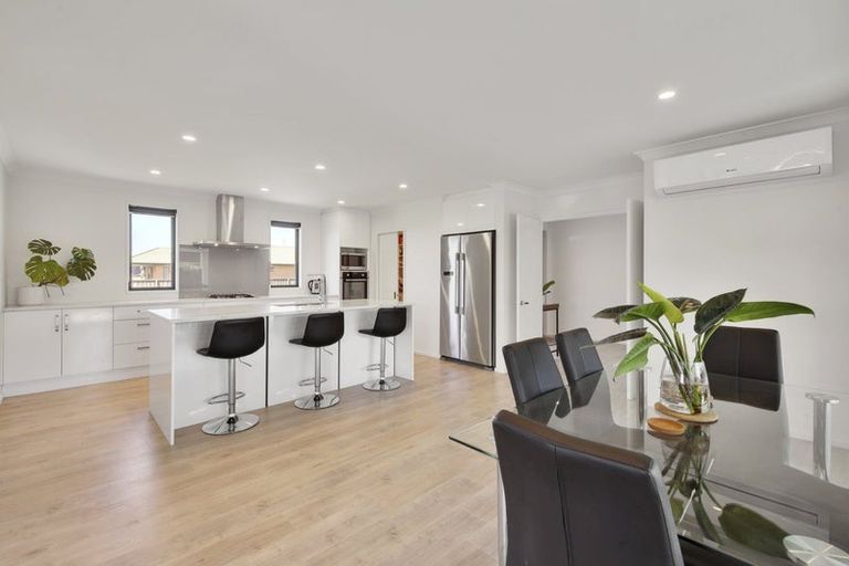 Photo of property in 1 Rapaki Street, Pegasus, 7612