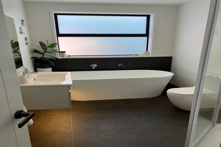 Photo of property in 1 Chrysler Street, Papamoa, 3118