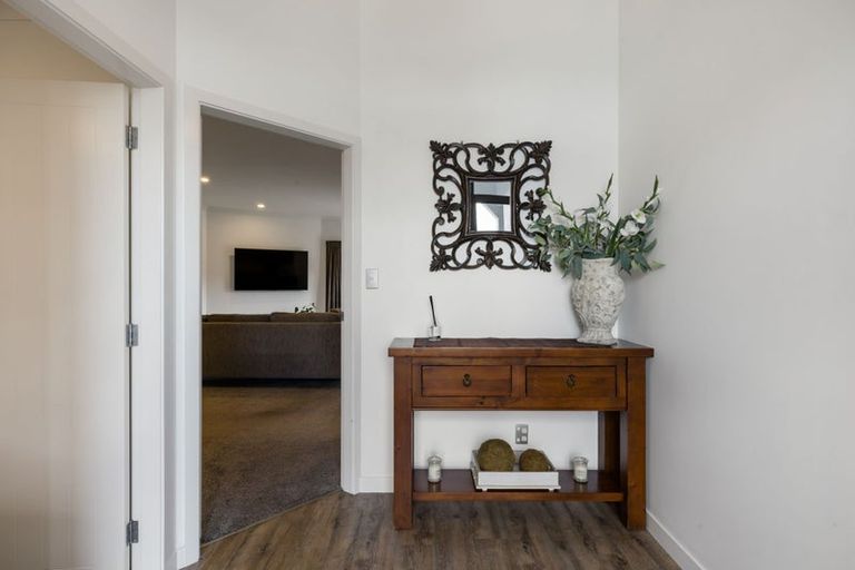 Photo of property in 25 Somerton Drive, Huntington, Hamilton, 3210