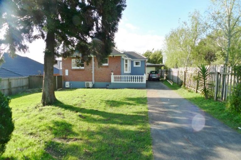 Photo of property in 103 Bolton Street, Blockhouse Bay, Auckland, 0600