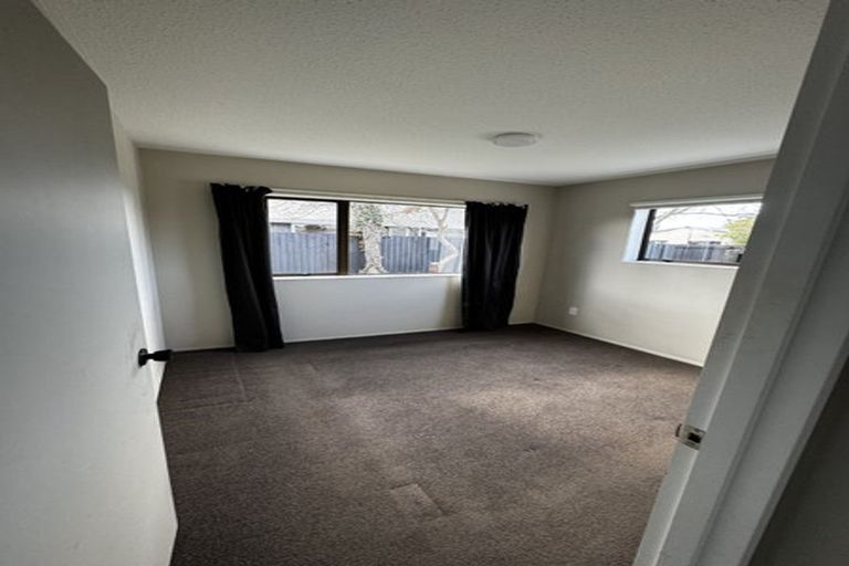 Photo of property in 39d Bassett Street, Burwood, Christchurch, 8083
