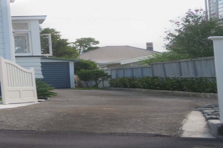 Photo of property in 5 Bulwer Street, Devonport, Auckland, 0624