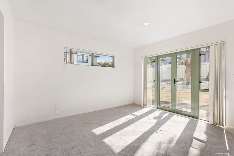 Photo of property in 1/42 Noeleen Street, Glenfield, Auckland, 0629