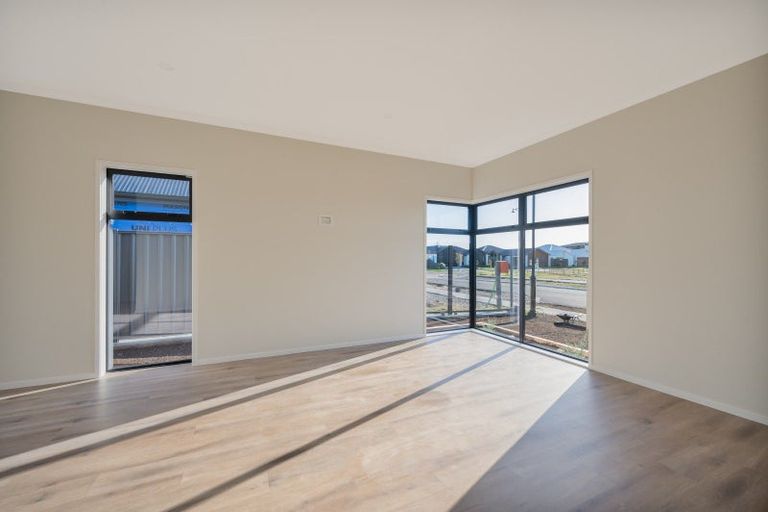 Photo of property in 17 Mohaka Street, Poraiti, Napier, 4112
