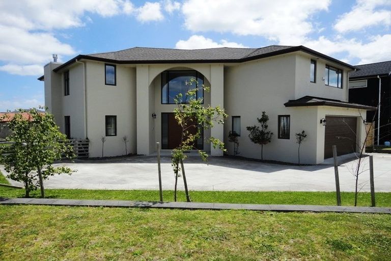 Photo of property in 283 Harbourside Drive, Karaka, Papakura, 2113