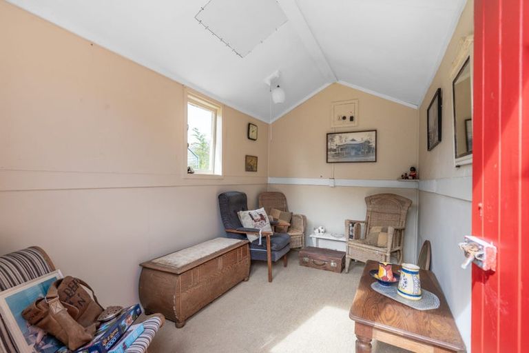 Photo of property in 221 Chelmsford Street, Waverley, Invercargill, 9810