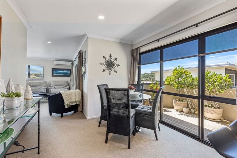 Photo of property in 18 Ko Place, Pyes Pa, Tauranga, 3112