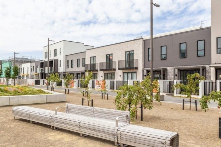 Photo of property in 11 Taggart Place, Sockburn, Christchurch, 8042