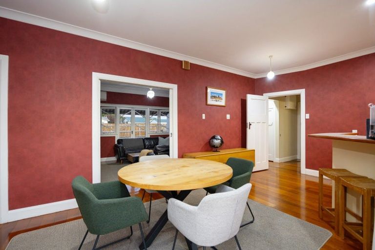 Photo of property in 8 Russell Street, Palmerston North, 4414