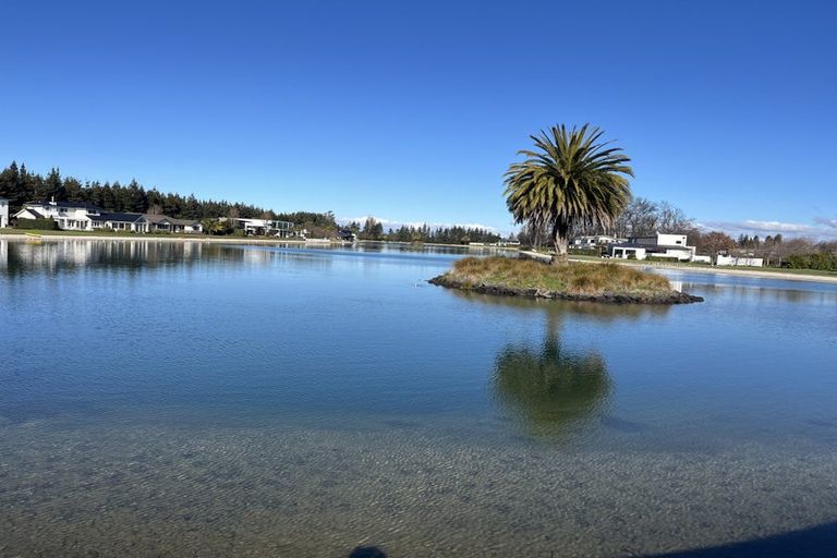 Photo of property in 47 Oakgrove Drive, Rangiora, 7400