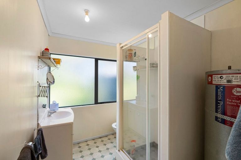 Photo of property in 140 Taylors Road, Otaki, 5583