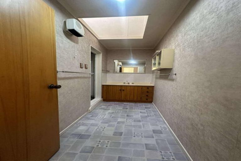 Photo of property in 1/9 Hay Street, Ebdentown, Upper Hutt, 5018