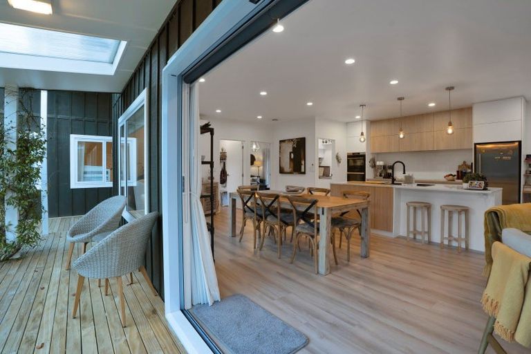 Photo of property in 14a Clawton Street, Westown, New Plymouth, 4310