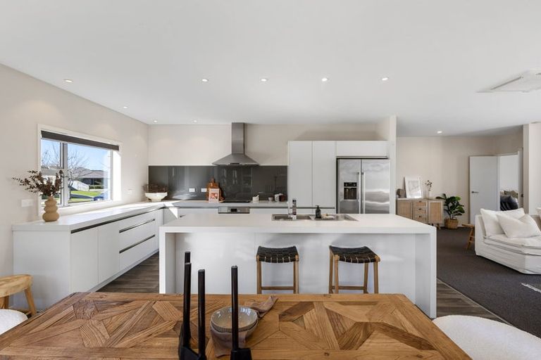 Photo of property in 98 Stirling Drive, Morrinsville, 3300