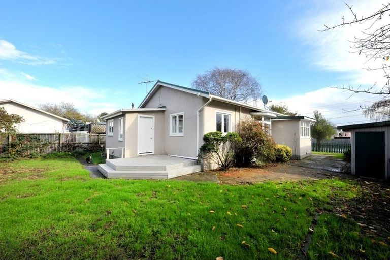 Photo of property in 62 Hay Street, Bromley, Christchurch, 8062