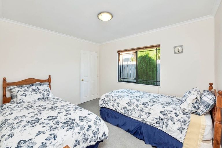 Photo of property in 4 San Lorenzo Rise, Henderson, Auckland, 0612