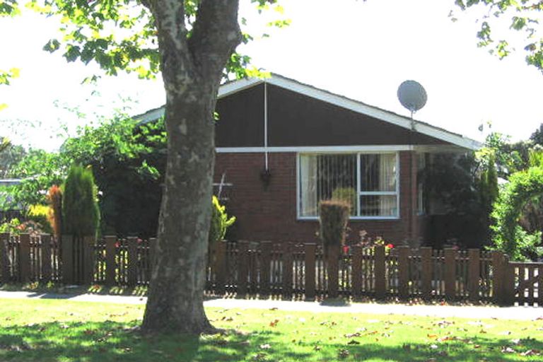 Photo of property in 1/19 Seabrook Avenue, New Lynn, Auckland, 0600