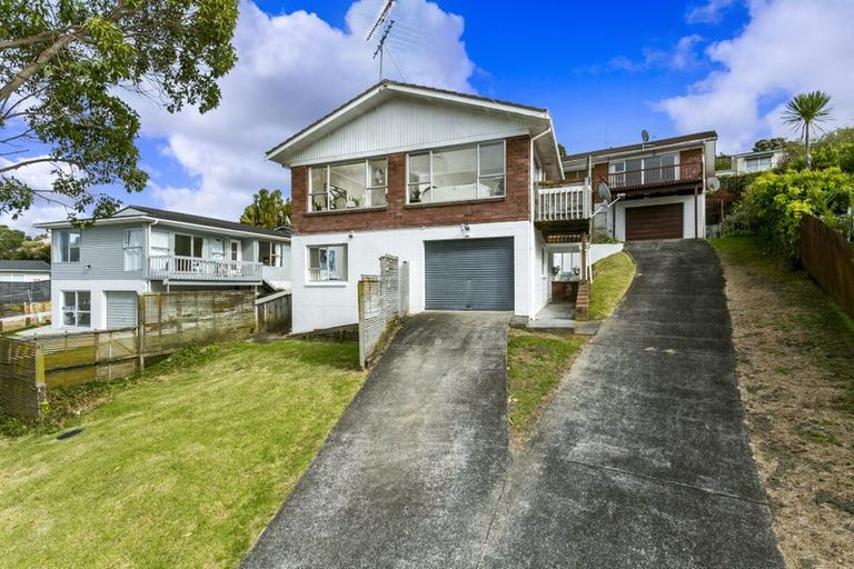 Photo of property in 1/7 Keldale Place, Forrest Hill, Auckland, 0620