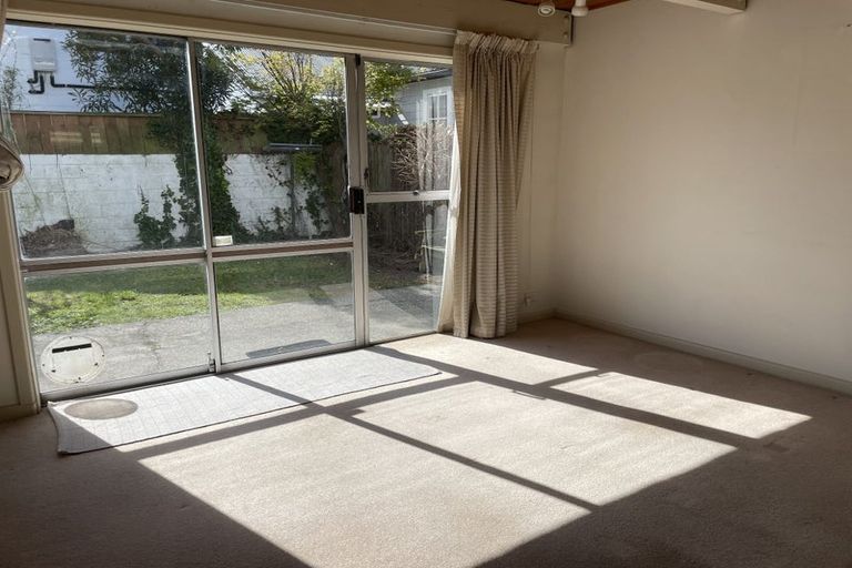 Photo of property in 2/108 Office Road, Merivale, Christchurch, 8014
